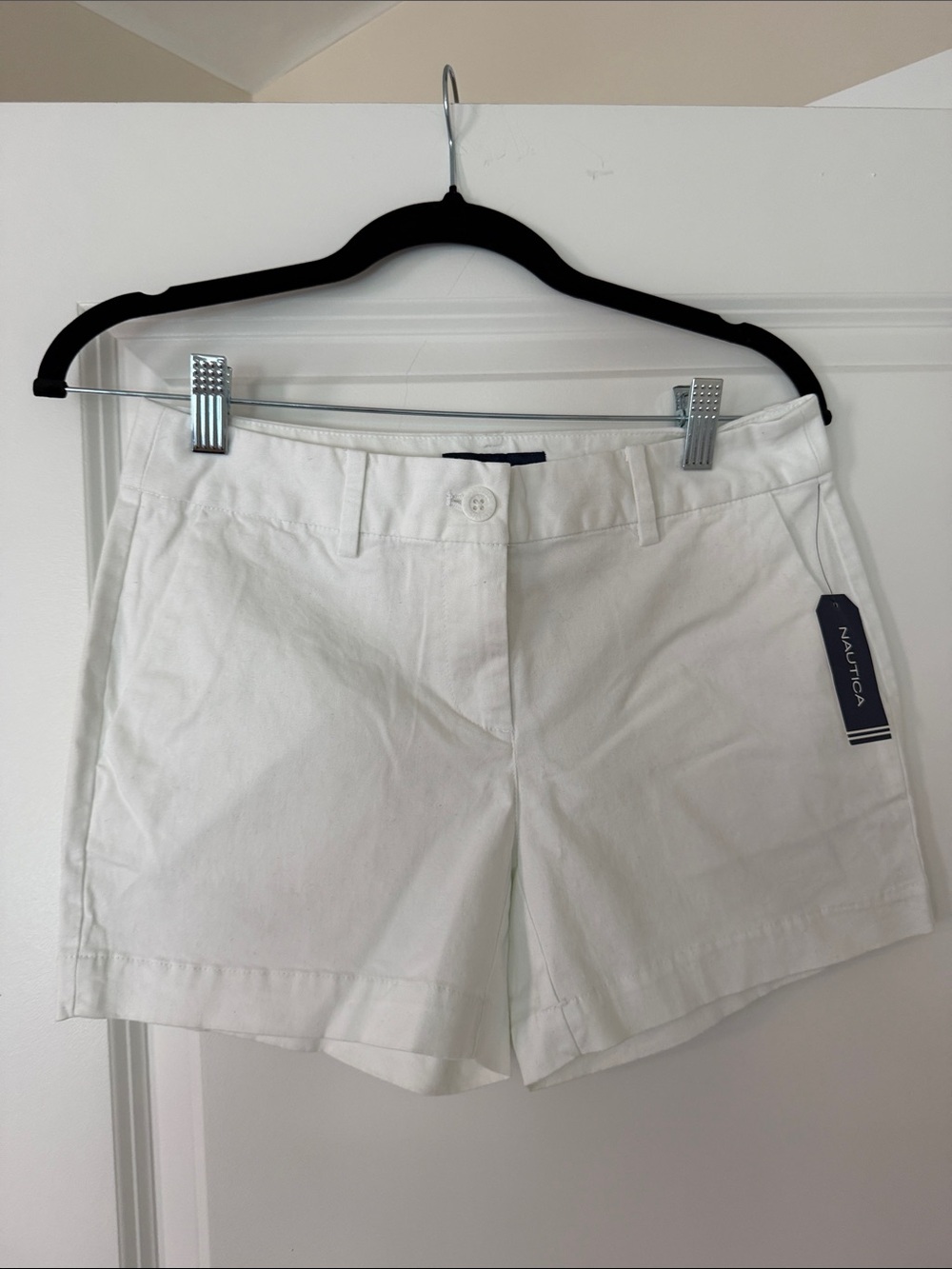 Nautica White Cotton Bermuda Shorts